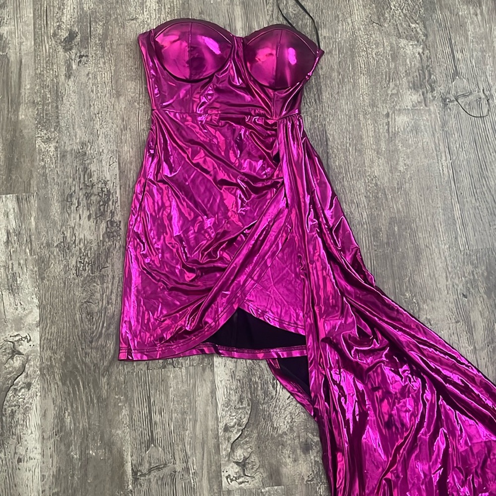 Dress - Picture 2 of 3